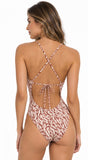 One Piece Deep-V Cut-Out · 5127